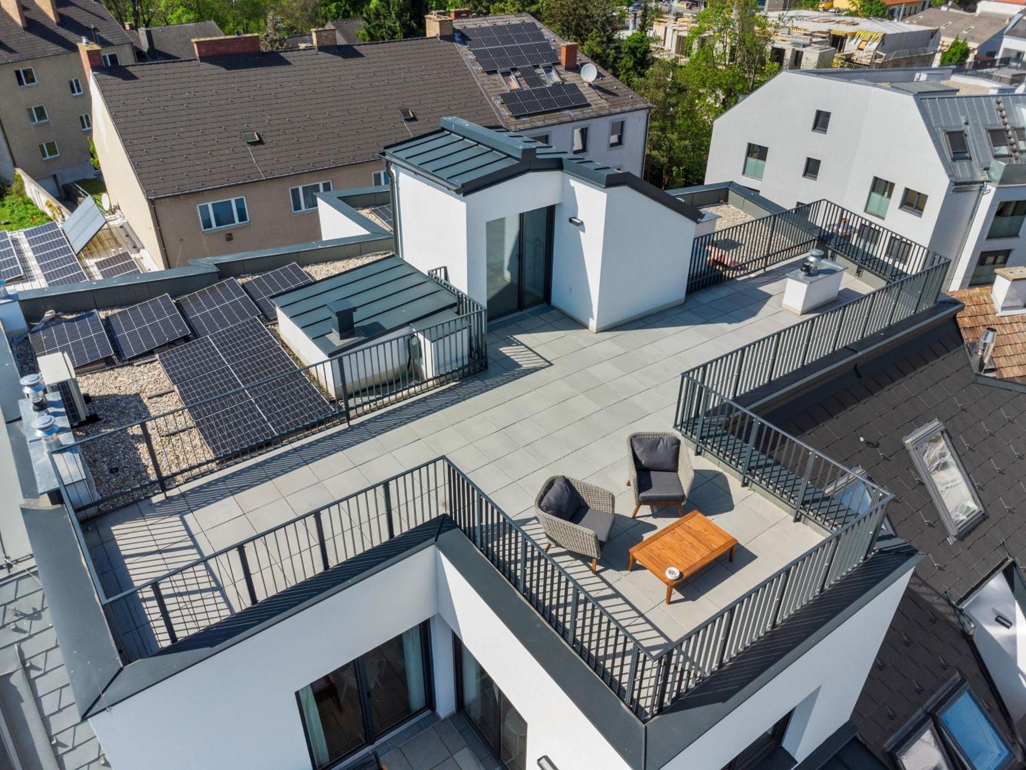 Apartment Near Klinik Floridsdorf - 3 Min To Supermarket And Pharmacy - On-site Parking For 19,90 Eur *